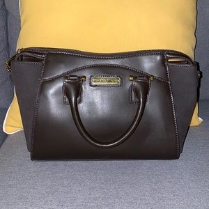 Adrienne Vittadini • Winged Satchel (missing crossbody strap)